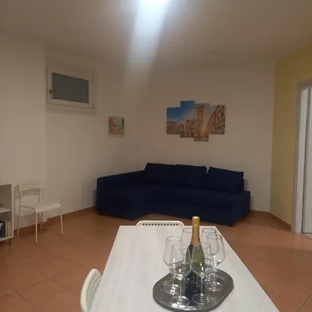 Domus Genuensis Apartment *